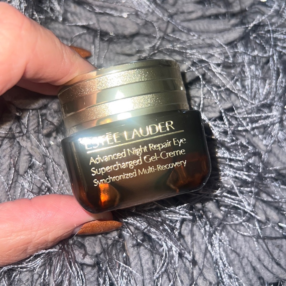 Estee Lauder Advanced Renewal Eye Cream new full size